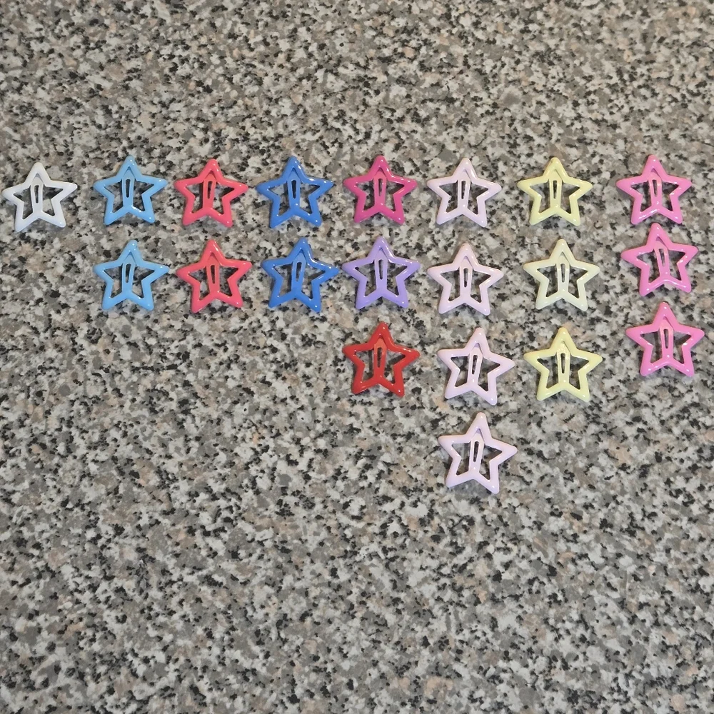🍒🍒 Colorful Star Hair Clips Set